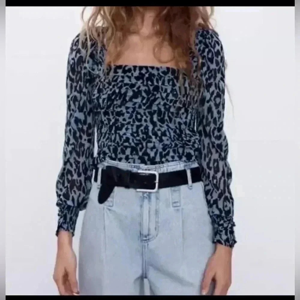 ZARA Women's Blue Animal Print Balloon Long Sleeve Pleated Crop Blouse Top Sz S